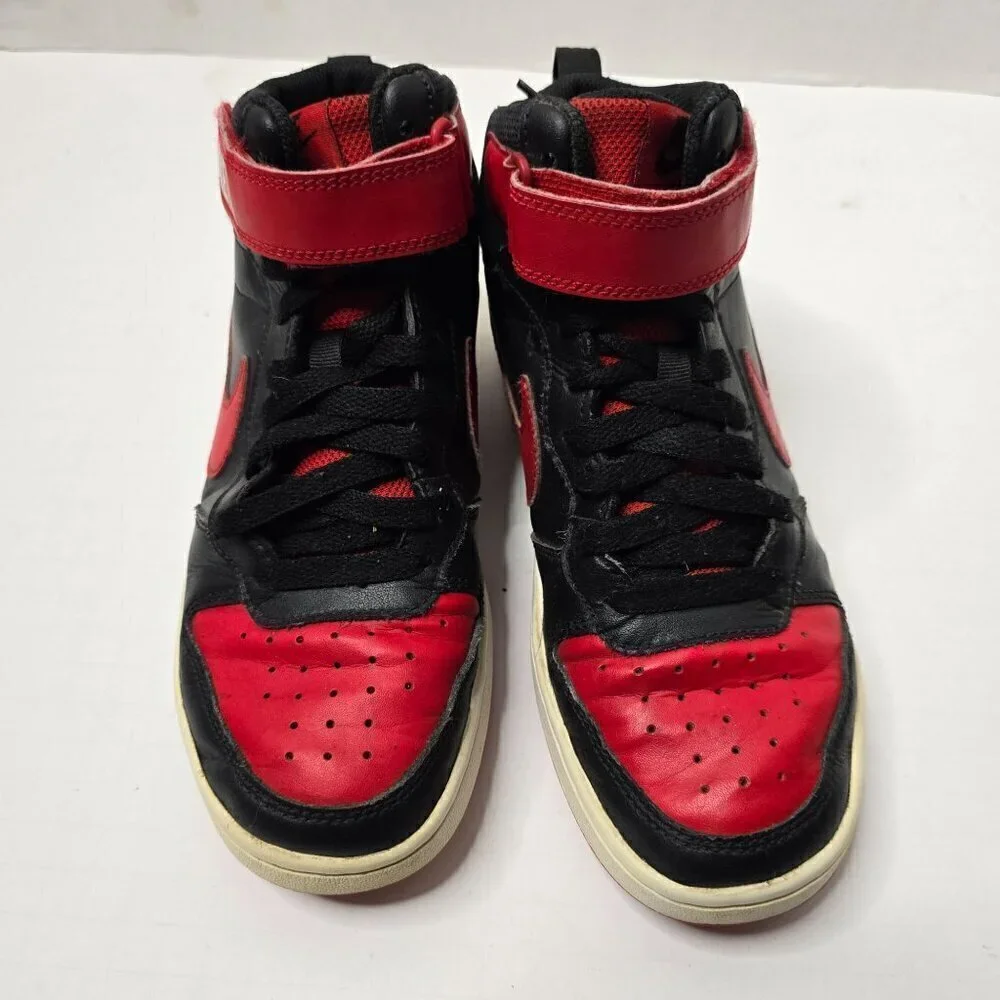 Nike Court Borough Mid 2 Bred Red Black size 5.5 Youth